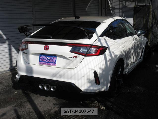 Honda CIVIC 2026-09 8879107-26