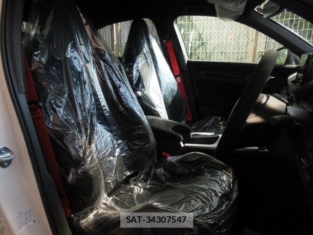 Honda CIVIC 2026-09 8879107-5