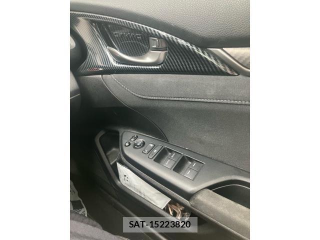 Honda CIVIC 2018-01 8879114-18