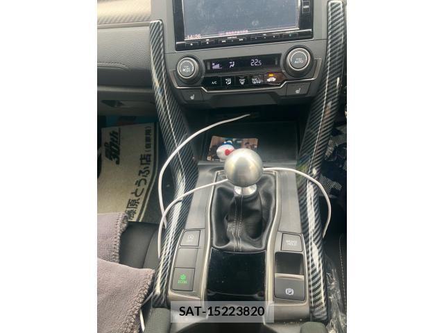 Honda CIVIC 2018-01 8879114-19