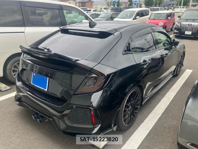 Honda CIVIC 2018-01 8879114-4