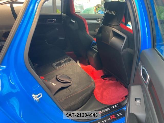 Honda CIVIC 2024-04 8879108-9