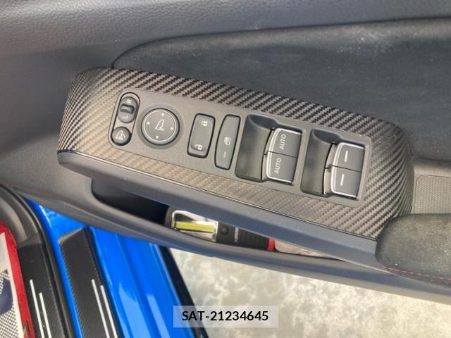 Honda CIVIC 2024-04 8879108-12