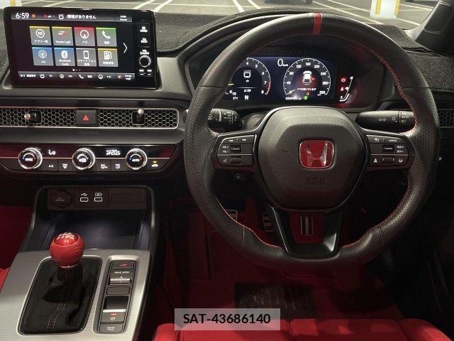 Honda CIVIC 2024-01 8879109-1