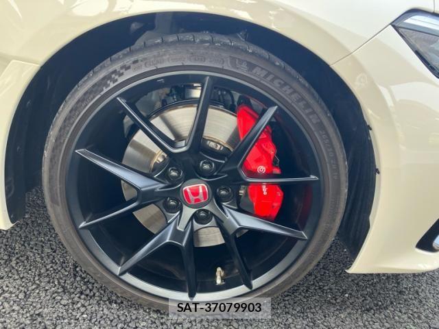 Honda CIVIC 2024-10 8879110-11
