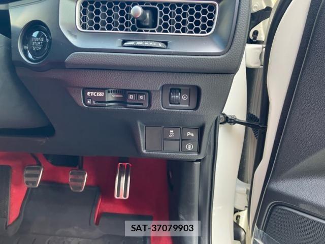 Honda CIVIC 2024-10 8879110-16