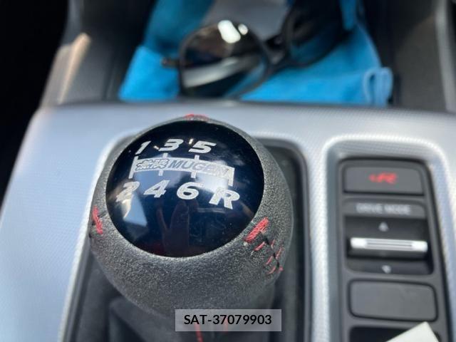 Honda CIVIC 2024-10 8879110-25