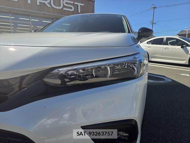 Honda CIVIC 2024-03 8883420-15