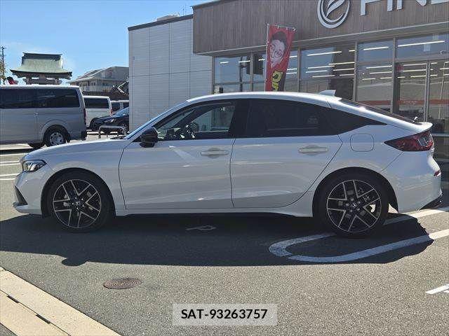 Honda CIVIC 2024-03 8883420-24