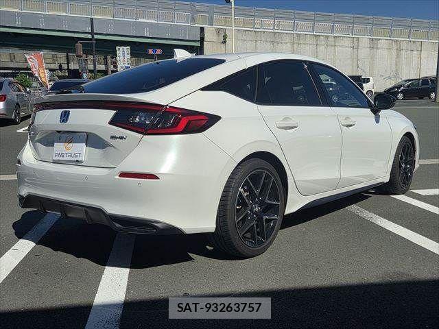 Honda CIVIC 2024-03 8883420-26