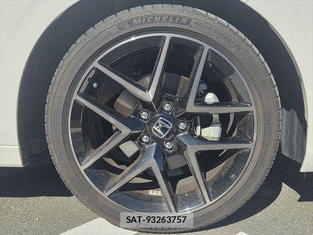Honda CIVIC 2024-03 8883420-6