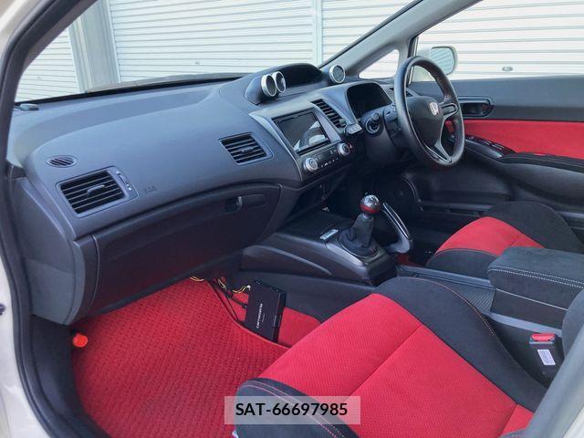 Honda CIVIC 2010-09 3766510-13
