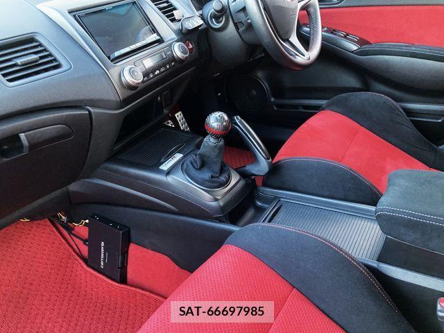 Honda CIVIC 2010-09 3766510-16