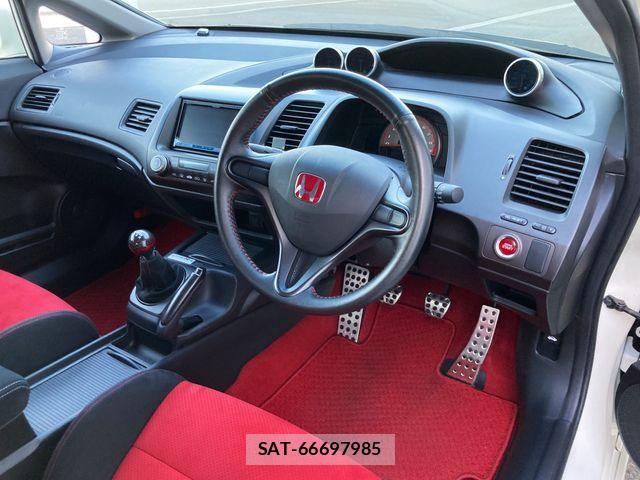 Honda CIVIC 2010-09 3766510-17