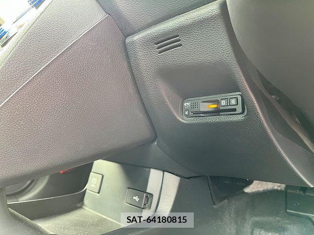 Honda CIVIC 2018-01 6690949-15