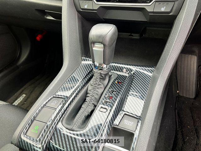 Honda CIVIC 2018-01 6690949-19