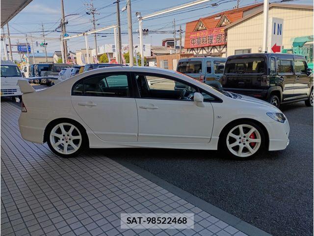 Honda CIVIC 2007-06 6814216-3