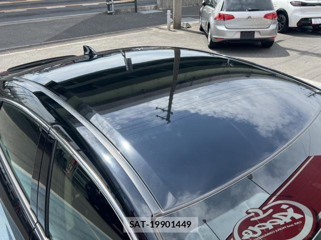 Honda CIVIC 2018-06 7057923-15
