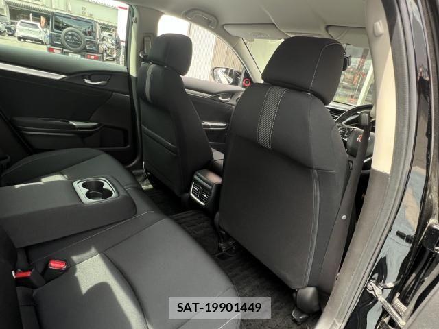 Honda CIVIC 2018-06 7057923-24