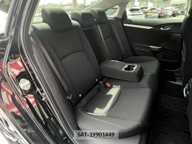 Honda CIVIC 2018-06 7057923-25