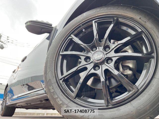 Honda CIVIC 2018-08 7357175-12