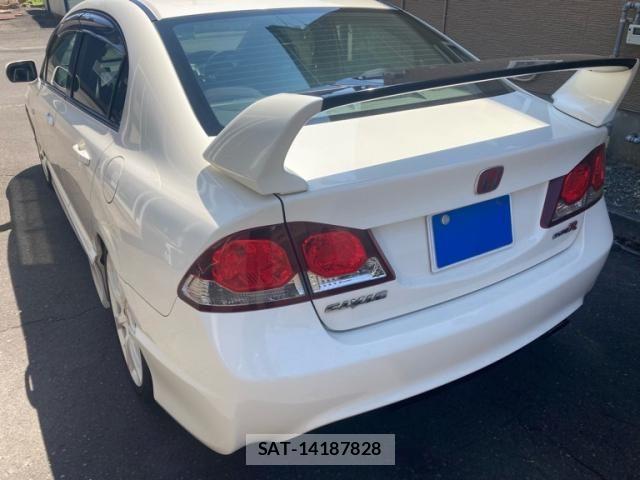 Honda CIVIC 2009-04 7615545-5