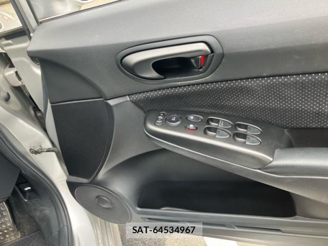 Honda CIVIC 2007-09 7783514-10