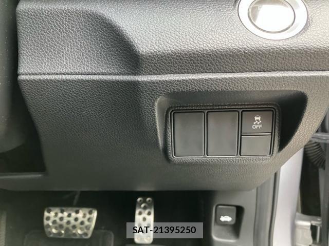 Honda CIVIC 2018-11 8158158-15