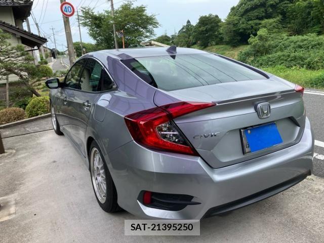 Honda CIVIC 2018-11 8158158-2