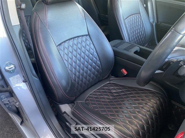 Honda CIVIC 2020-02 8206878-13