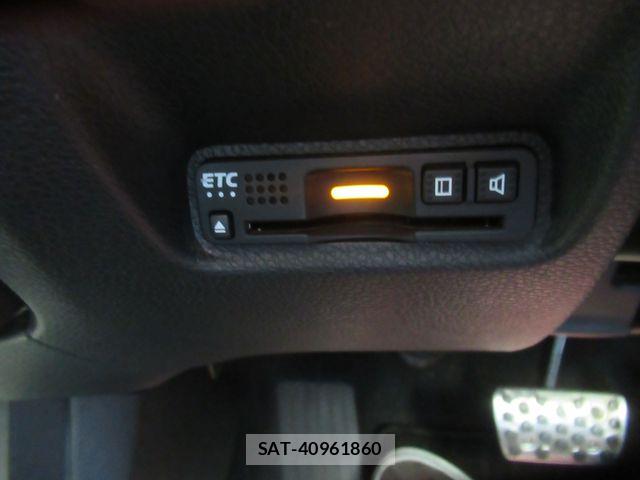 Honda CIVIC 2017-12 8206879-23