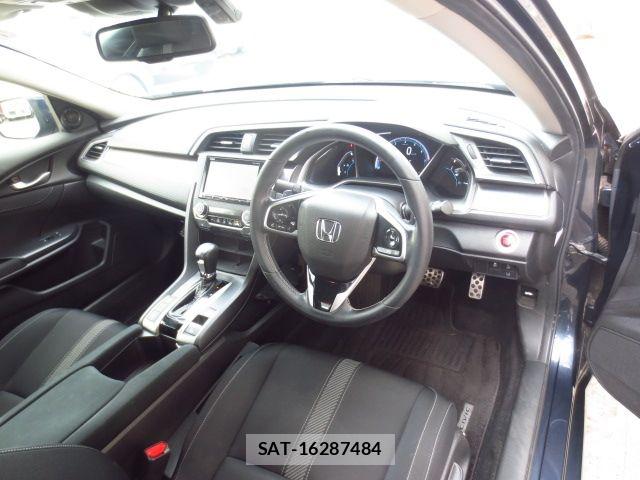 Honda CIVIC 2019-08 8365159-1