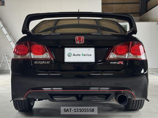 Honda CIVIC 2008-10 8411651-3