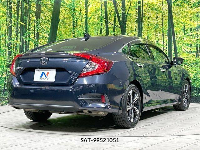 Honda CIVIC 2017-11 8665954-16