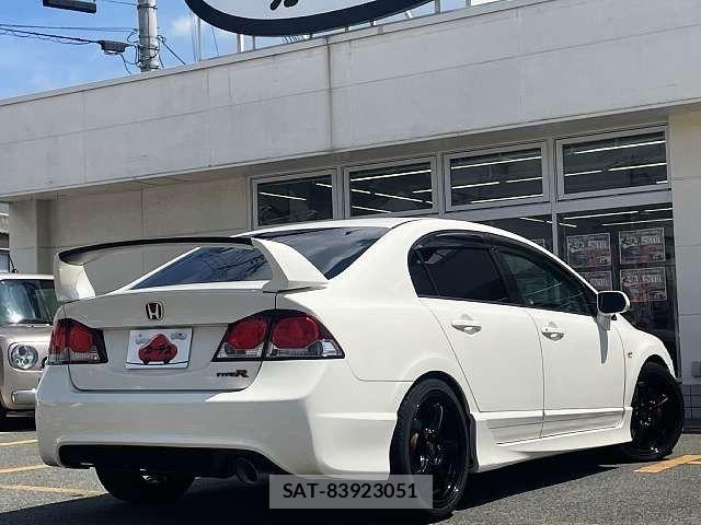 Honda CIVIC 2009-01 8665950-2
