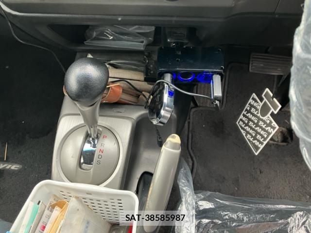 Honda CIVIC 2010-04 8795510-17