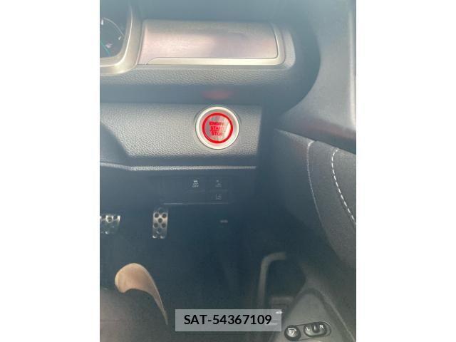 Honda CIVIC 2018-03 8879117-19