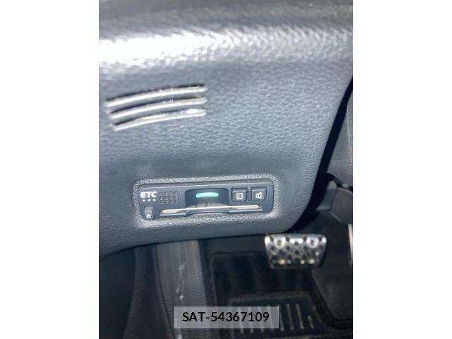 Honda CIVIC 2018-03 8879117-21