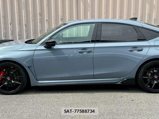 Honda CIVIC TYPE R 2026-01 8354153-12