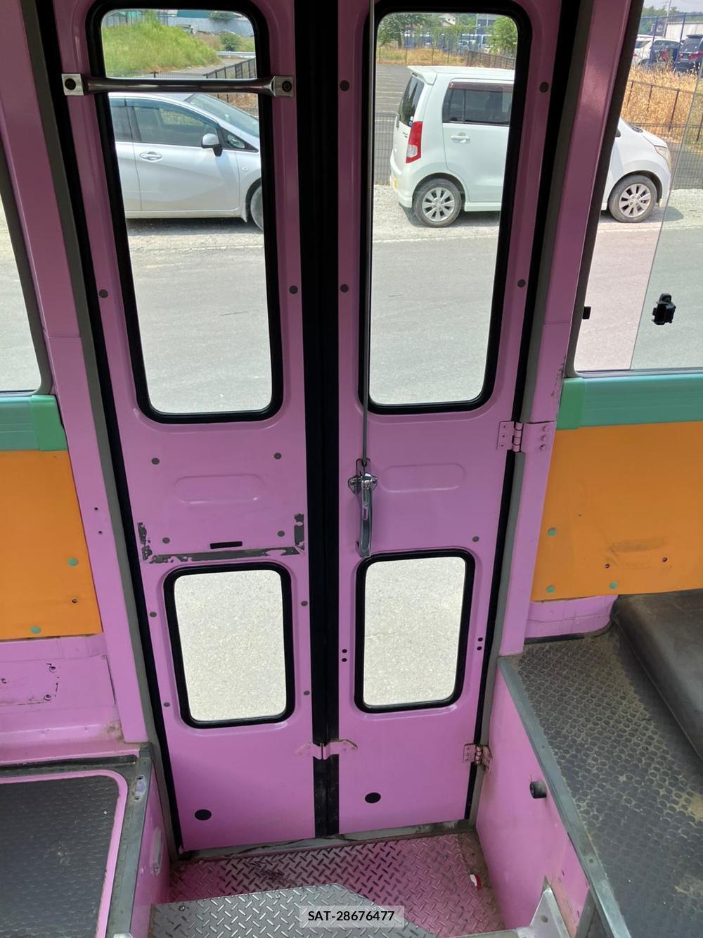 Nissan CIVILIAN BUS 2018-10 1218223-24