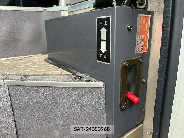 Nissan CIVILIAN BUS 2004-06 1050798-23