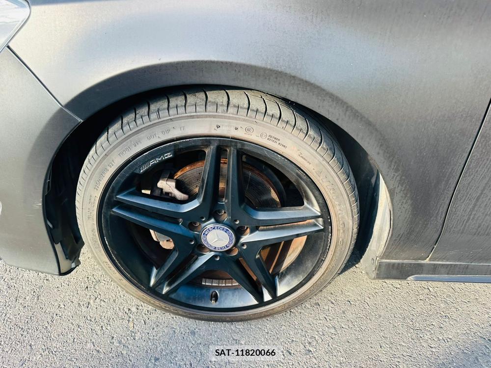 Mercedes Benz CLA-CLASS 2013-09 7228130-28