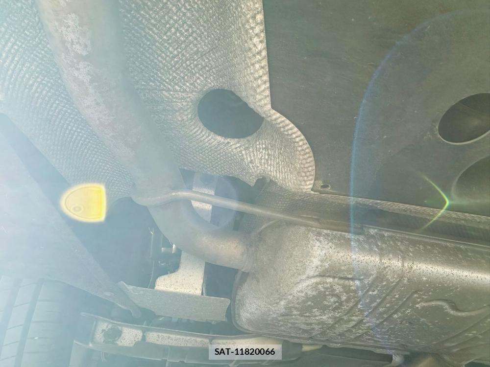Mercedes Benz CLA-CLASS 2013-09 7228130-34