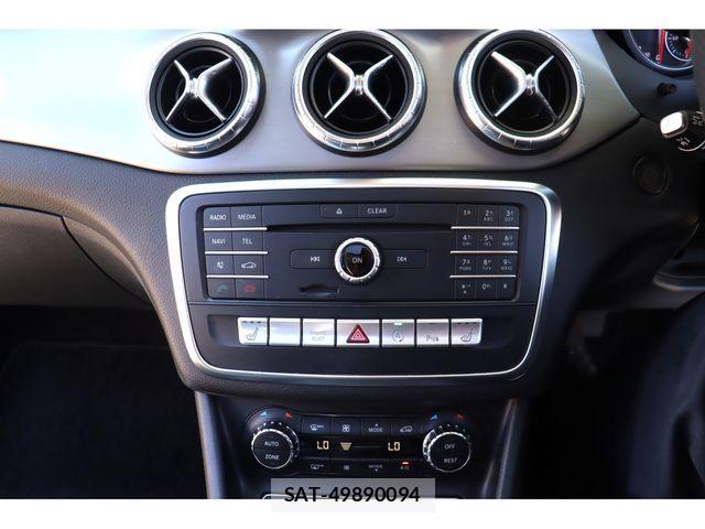 Mercedes Benz CLA-CLASS 2018-01 1417906-12