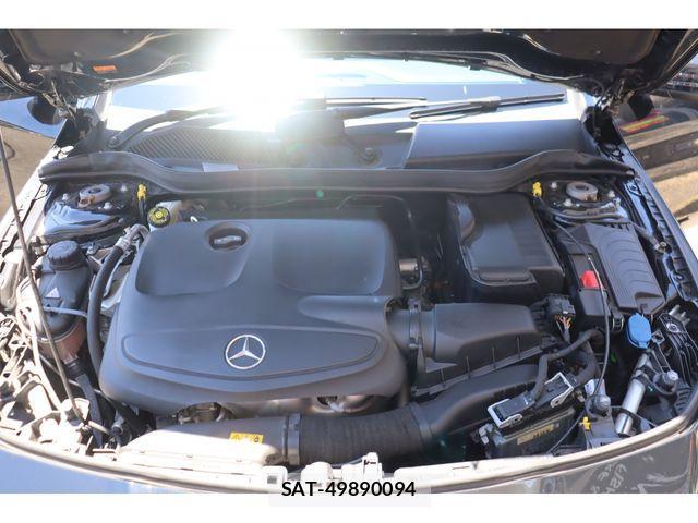 Mercedes Benz CLA-CLASS 2018-01 1417906-26