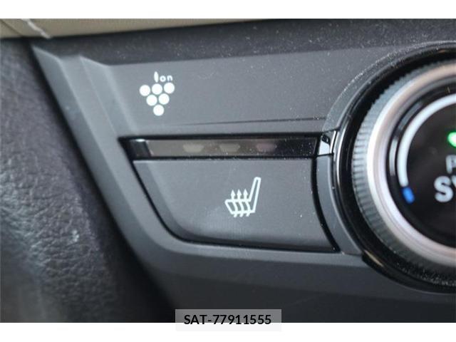 Honda CLARITY PHEV 2018-07 4174958-5