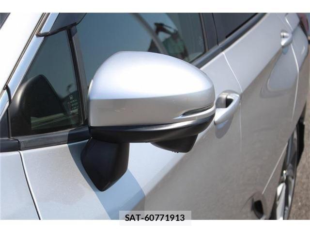 Honda CLARITY PHEV 2018-07 8129402-24