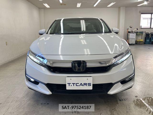 Honda CLARITY PHEV 2018-07 8524071-20