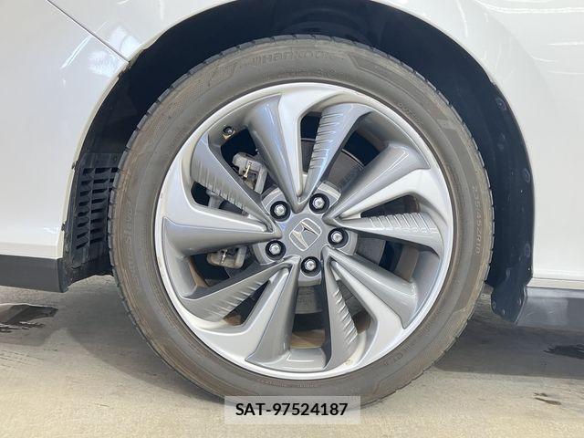 Honda CLARITY PHEV 2018-07 8524071-24