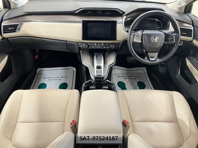 Honda CLARITY PHEV 2018-07 8524071-25